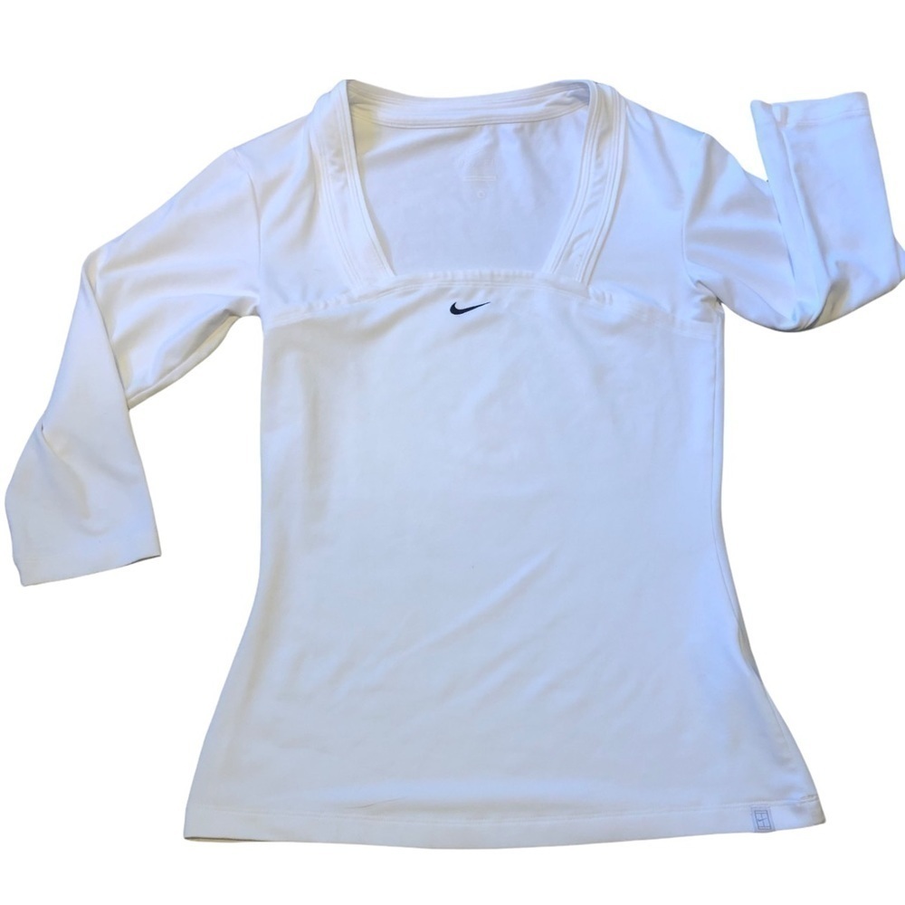 Nike white dry fit three quarter sleeves jersey, XS